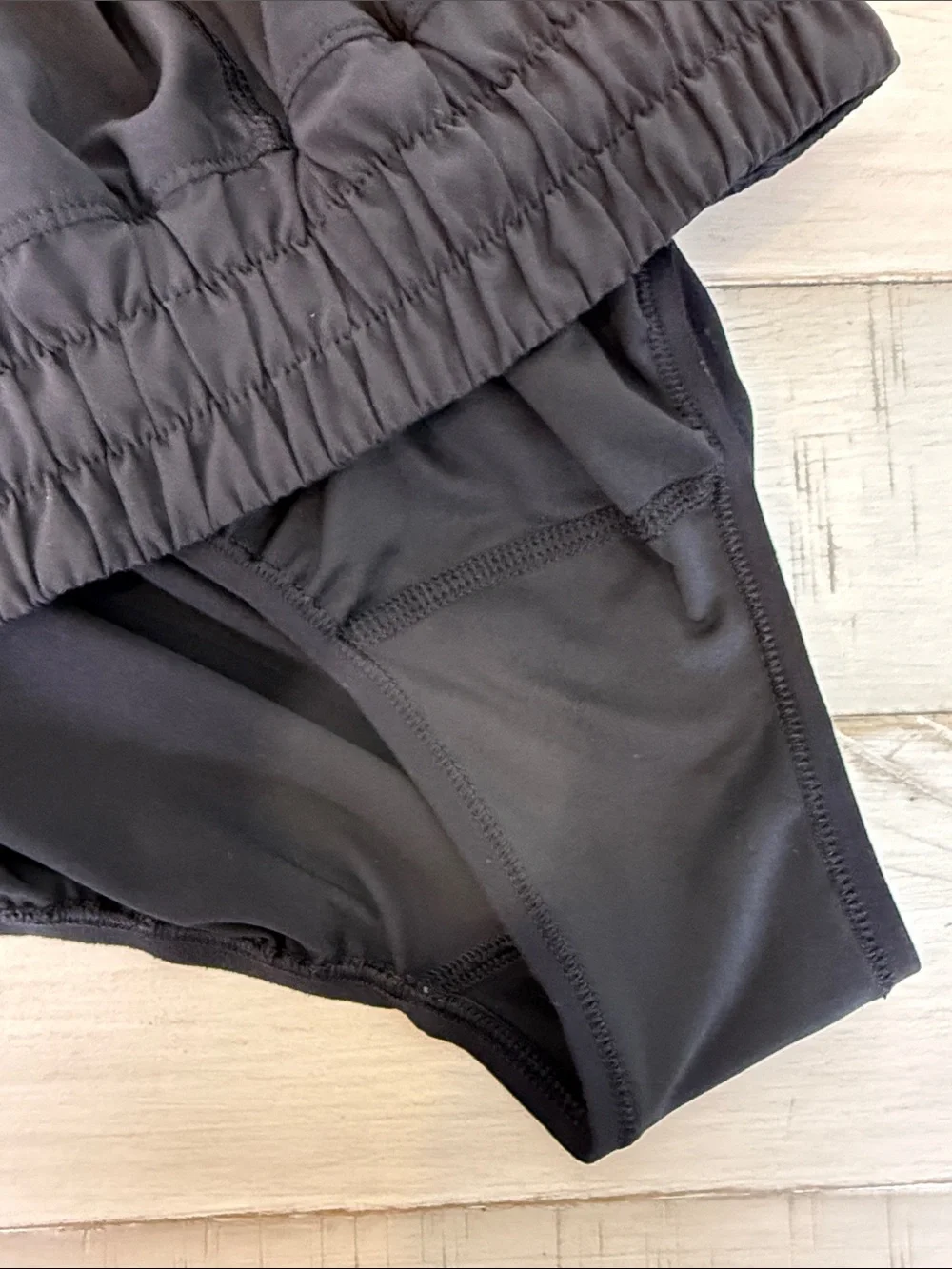 Lululemon Hotty Hot Lined Athletic Running Shorts Black SIZE 6 EUC